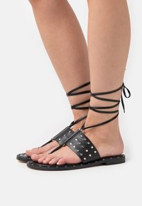 Римские сандалии