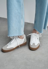 Сникерсы Сникерсы