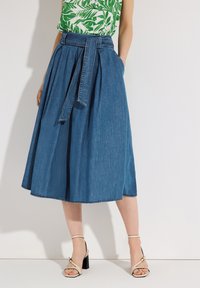 Джинсовая юбка