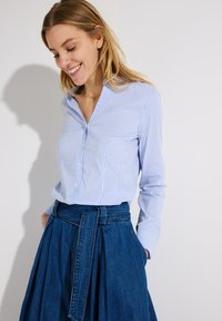 Блузка Блузка