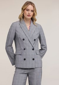 Костюм Костюм