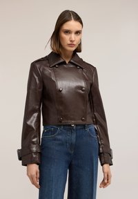 Кожаная куртка