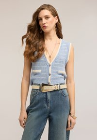 Джинсовая жилетка Джинсовая жилетка