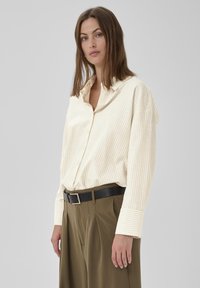 Блузка-рубашка Блузка-рубашка