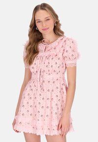 Летнее платье Летнее платье