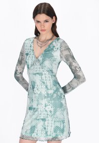 Летнее платье Летнее платье