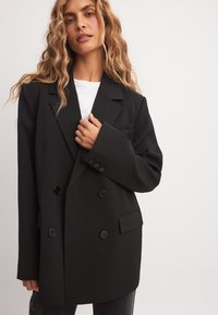 Длинный блейзер Длинный блейзер