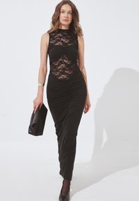 Платье макси