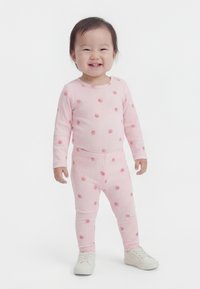 Леггинсы Леггинсы