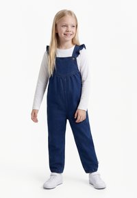 Набор одежды