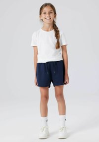 Спортивные штаны