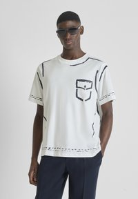 Футболка Футболка