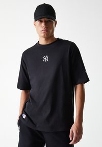 Спортивная майка Спортивная майка