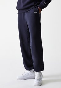 Спортивные штаны Спортивные штаны