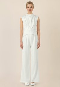 Комбинезон Комбинезон