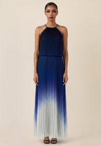 Пляжное платье