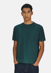 Футболка Футболка