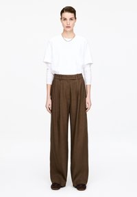 Широкие брюки
