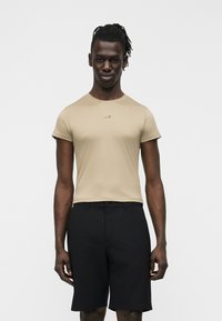 Футболка Футболка