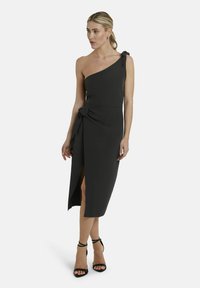 Коктейльное платье