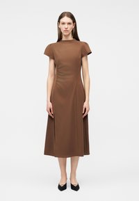 Коктейльное платье