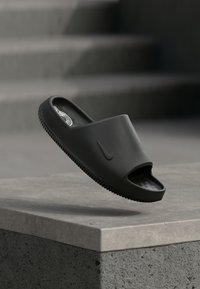 Шлепанцы Шлепанцы