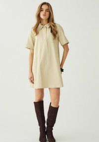 Джинсовое платье