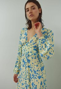 Платье макси