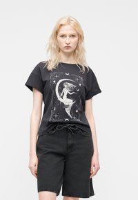 Футболка Футболка