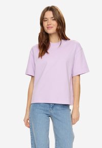 Футболка Футболка