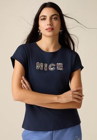 Футболка Футболка