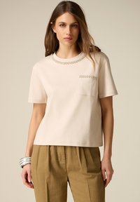 Футболка Футболка