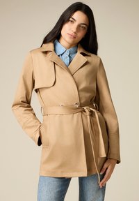 Тренч Тренч