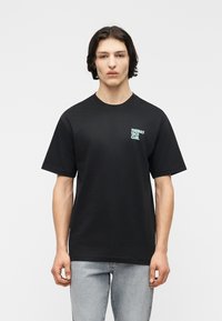 Футболка Футболка