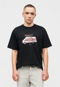 Футболка Футболка