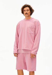 Лонгслив Лонгслив