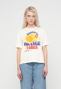 Футболка Футболка