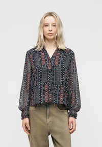 Шифоновая блузка