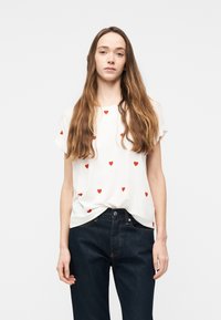 Футболка Футболка