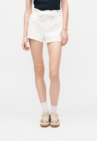 Шорты Шорты