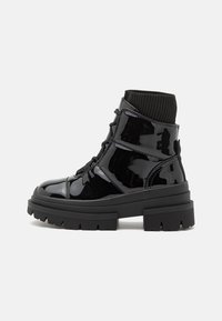 Полусапожки на платформе