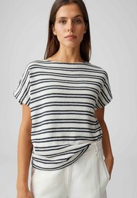 Футболка Футболка