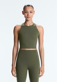 Спортивный бюстгальтер