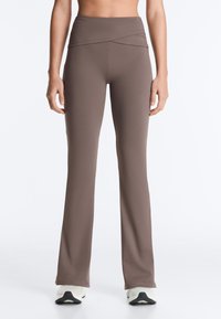 Спортивные штаны