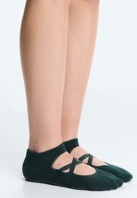 Короткие носки