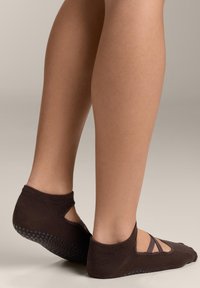 Спортивные носки