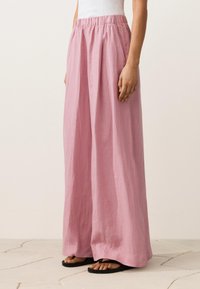 Широкие брюки