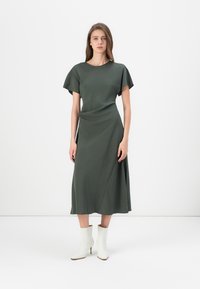 Платье макси