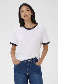 Футболка Футболка