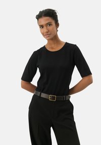 Футболка Футболка